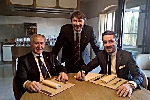 da sinistra: Lorenzo Giuliani (commissario concorso, Ais Toscana), Cristiano Cini e Luca Martini