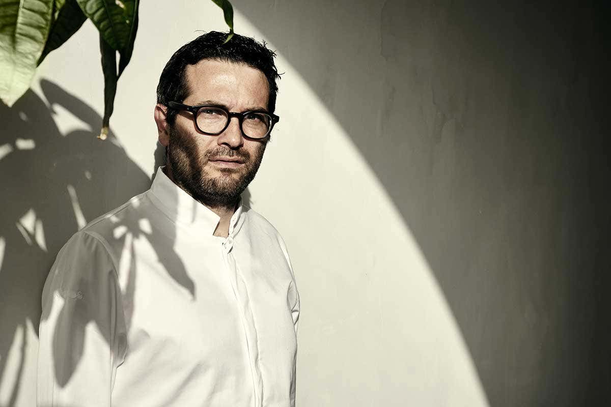 Giuseppe Iannotti Krèsios, l'idea vincente del menu degustazione unico (e al buio) vale la seconda stella