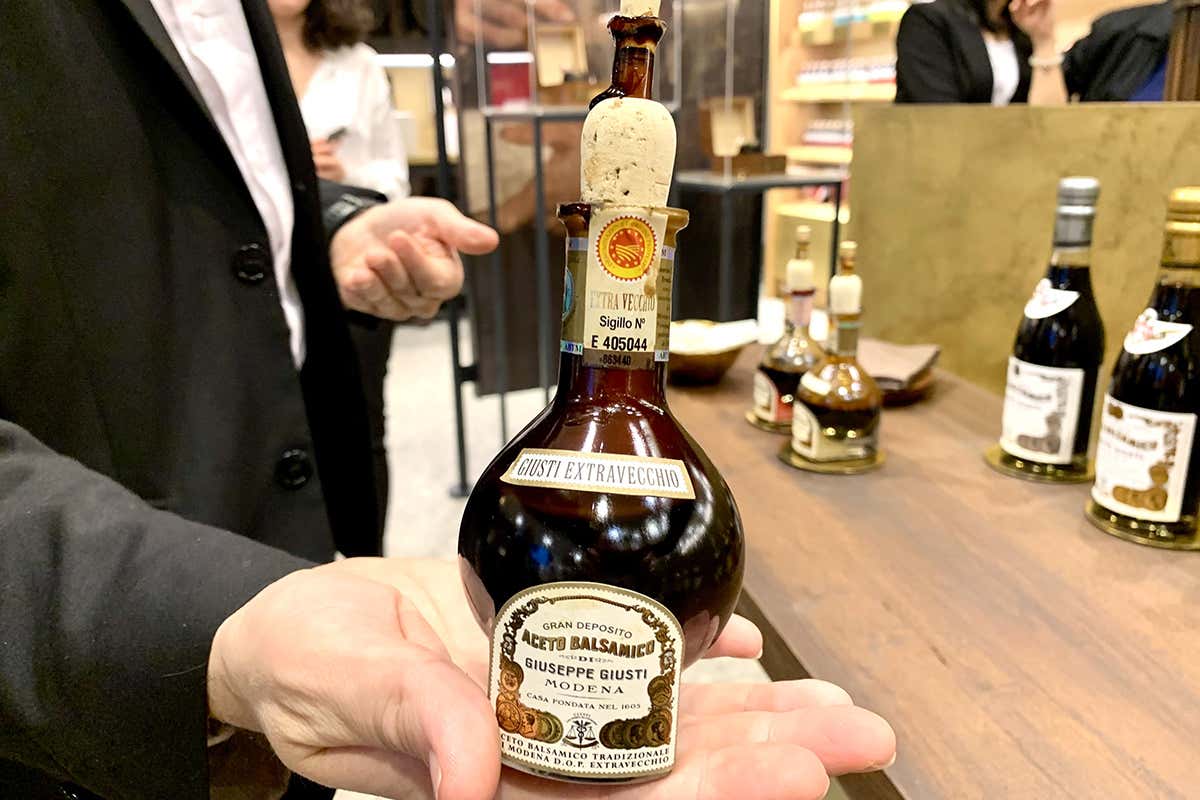 Aceto Balsamico Giusti Extravecchio Aceto Balsamico di Modena e Amarone: come creare una riserva personale