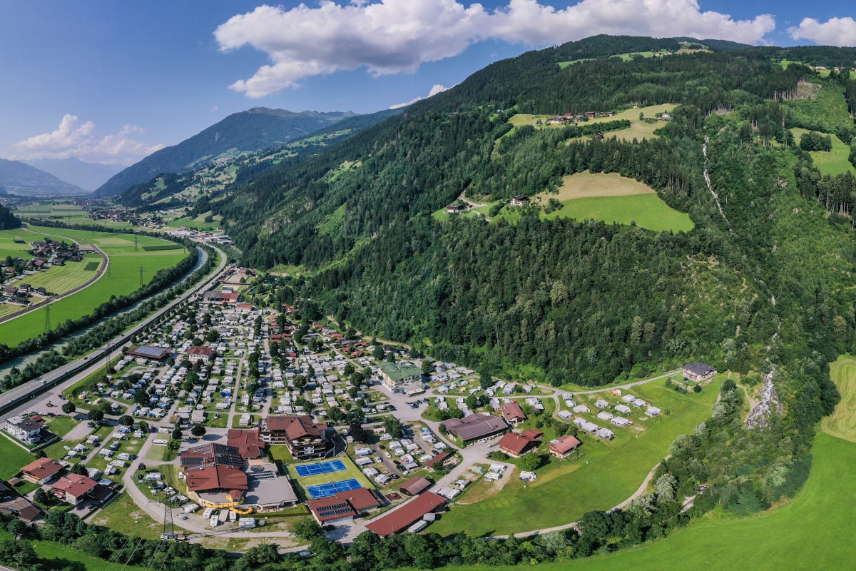 Erlebnisresort Auenfeld Glamping in Zillertal, valle incantata a due passi dall'Italia