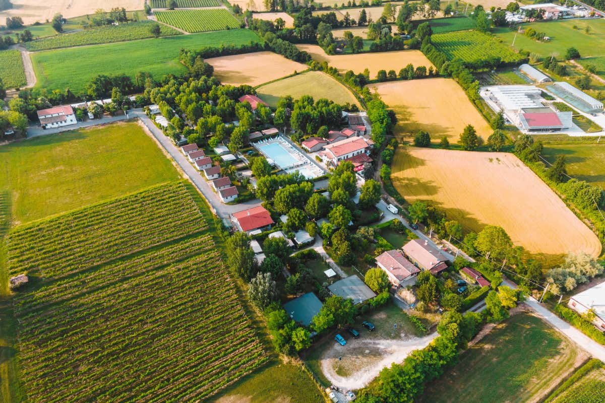 Inverno sul Garda, tra glamping, mercatini e panorami unici tutti da vivere Inverno sul Garda, tra glamping, mercatini e panorami unici tutti da vivere