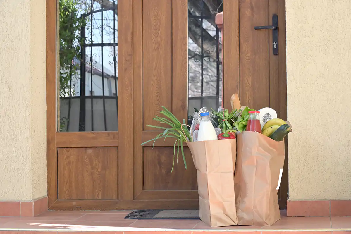 Il servizio sar&agrave; attivo durante l'orario di apertura dei punti vendita Gruppo V&eacute;G&eacute;, accordo con Glovo: spesa a casa in 40 minuti