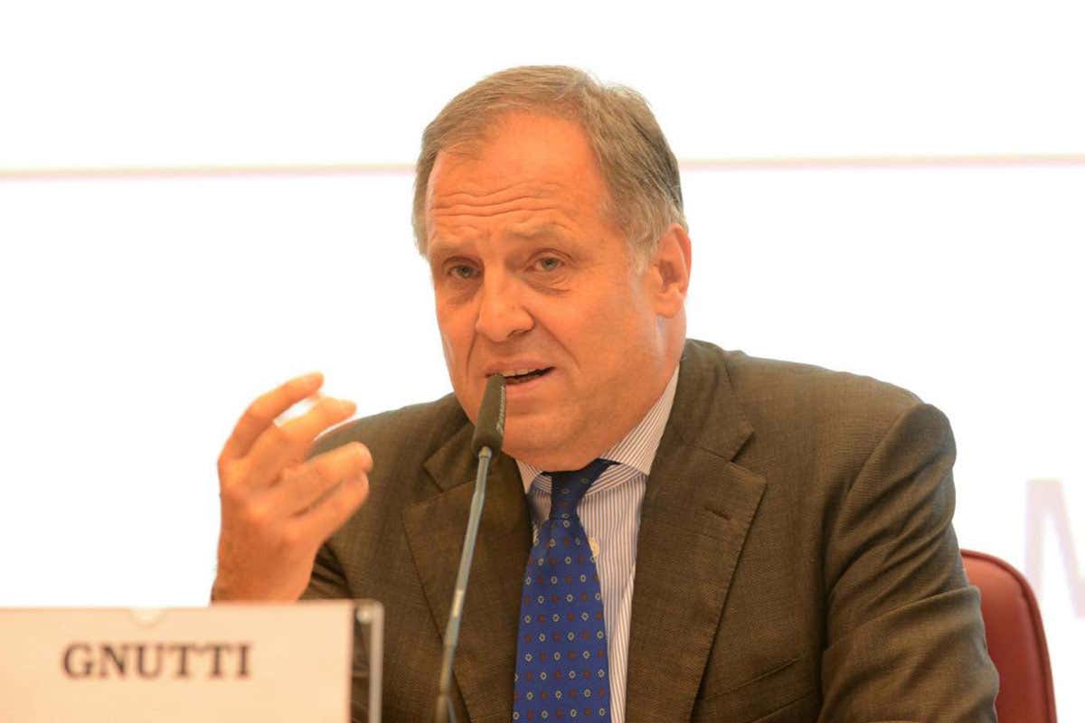 Giacomo Gnutti (Fonte Giornale di Brescia) Cavalieri del lavoro, fra hotel e agroalimentare sono in sette Giacomo Gnutti (Fonte Giornale di Brescia) Cavalieri del lavoro, fra hotel e agroalimentare sono in sette