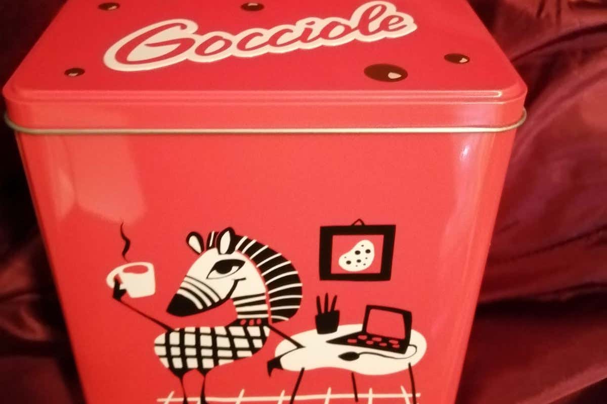 Il nuovo spot delle Gocciole Pavesi: protagonisti Lillo e Chiara Francini