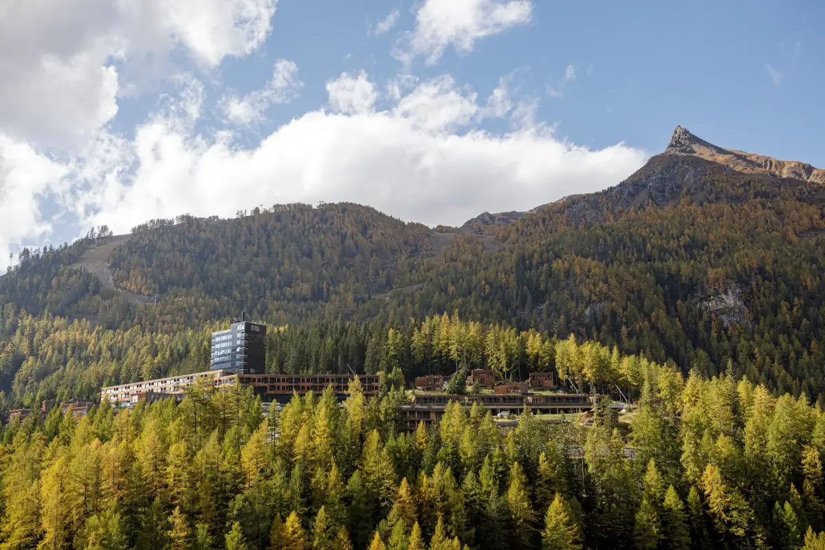 Gradonna ****S Mountain Resort Ch&acirc;lets &amp; Hotel Tra Alto Adige e Austria, i luoghi di un autunno indimenticabile