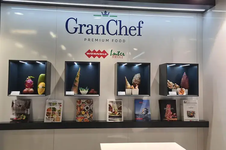 I prodotti freschissimi e di alta qualit&agrave; della linea Gran Chef Premium Food Woerndle Interservice a supporto di hotel e ristoranti con un catalogo di 8.000 prodotti