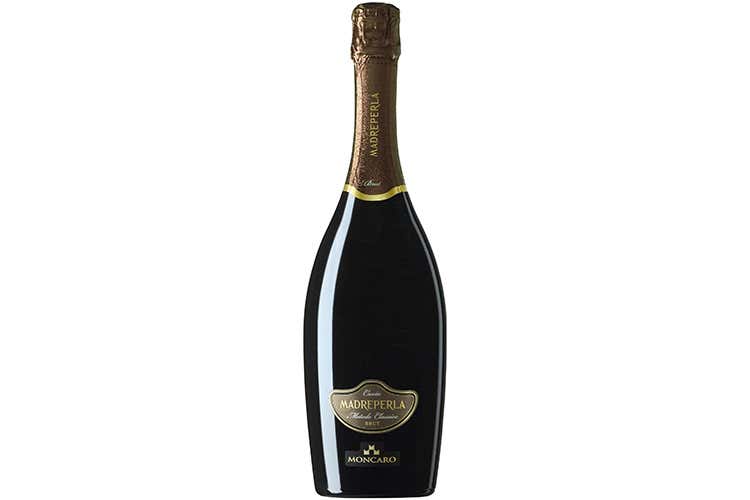 Dalle Marche il Gran Cuvée Madreperla Bollicine da collezione firmate Moncaro Dalle Marche il Gran Cuvée Madreperla Bollicine da collezione firmate Moncaro