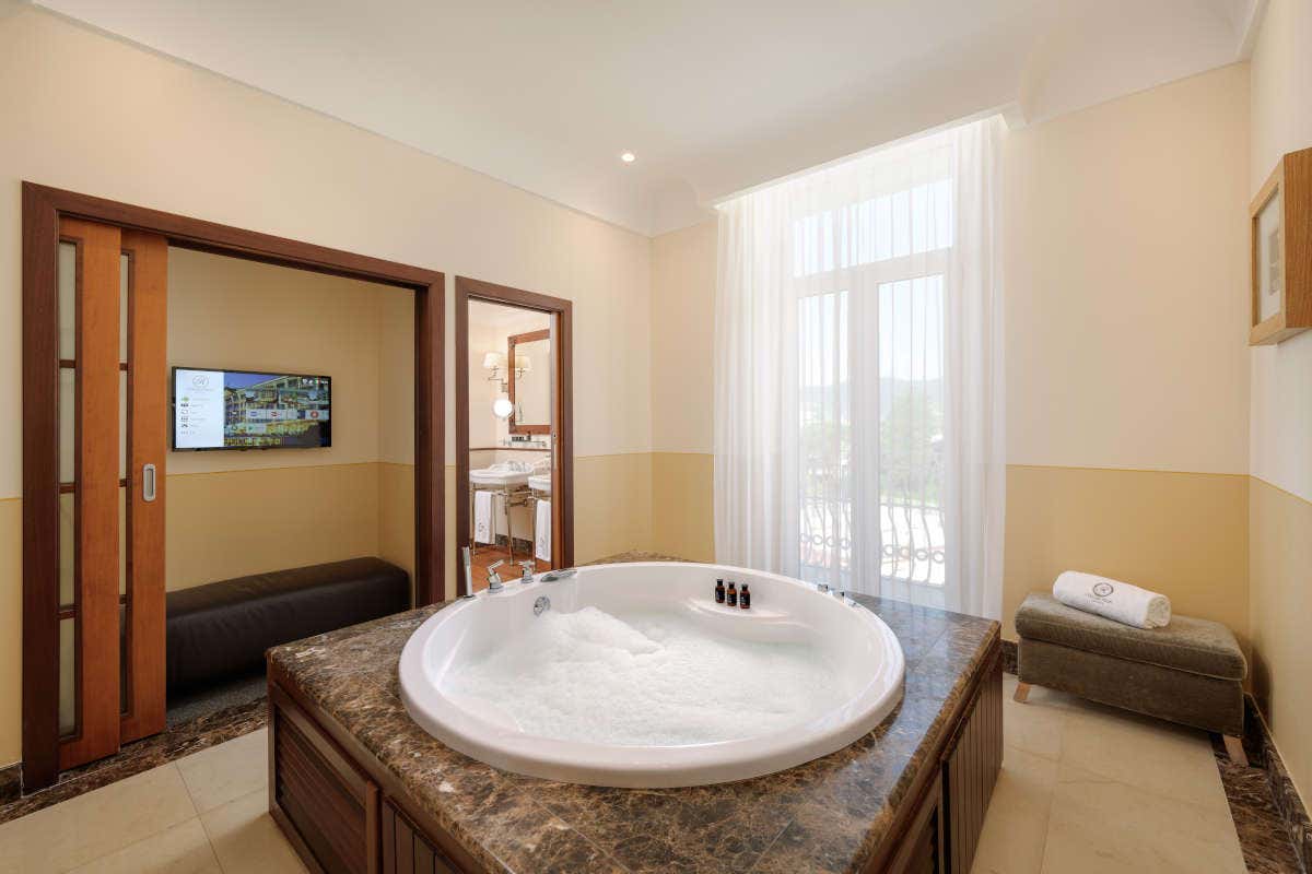 La nuova vita a 5 stelle del Grand Hotel Bristol di Rapallo