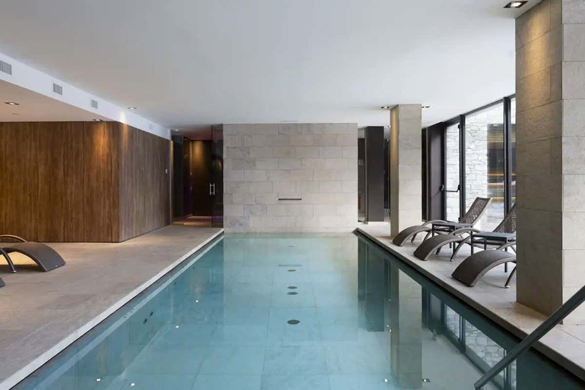 Come ricaricarsi prima e dopo lo sci? Hotel e trattamenti per corpo e mente in quota Come ricaricarsi prima e dopo lo sci? Hotel e trattamenti per corpo e mente in quota