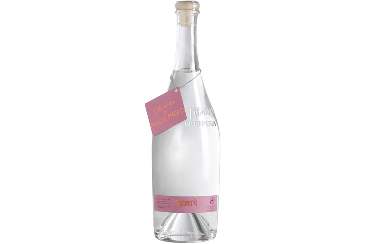 Grappa di Pinot nero di Cantina Storica di Mont&ugrave; Beccaria