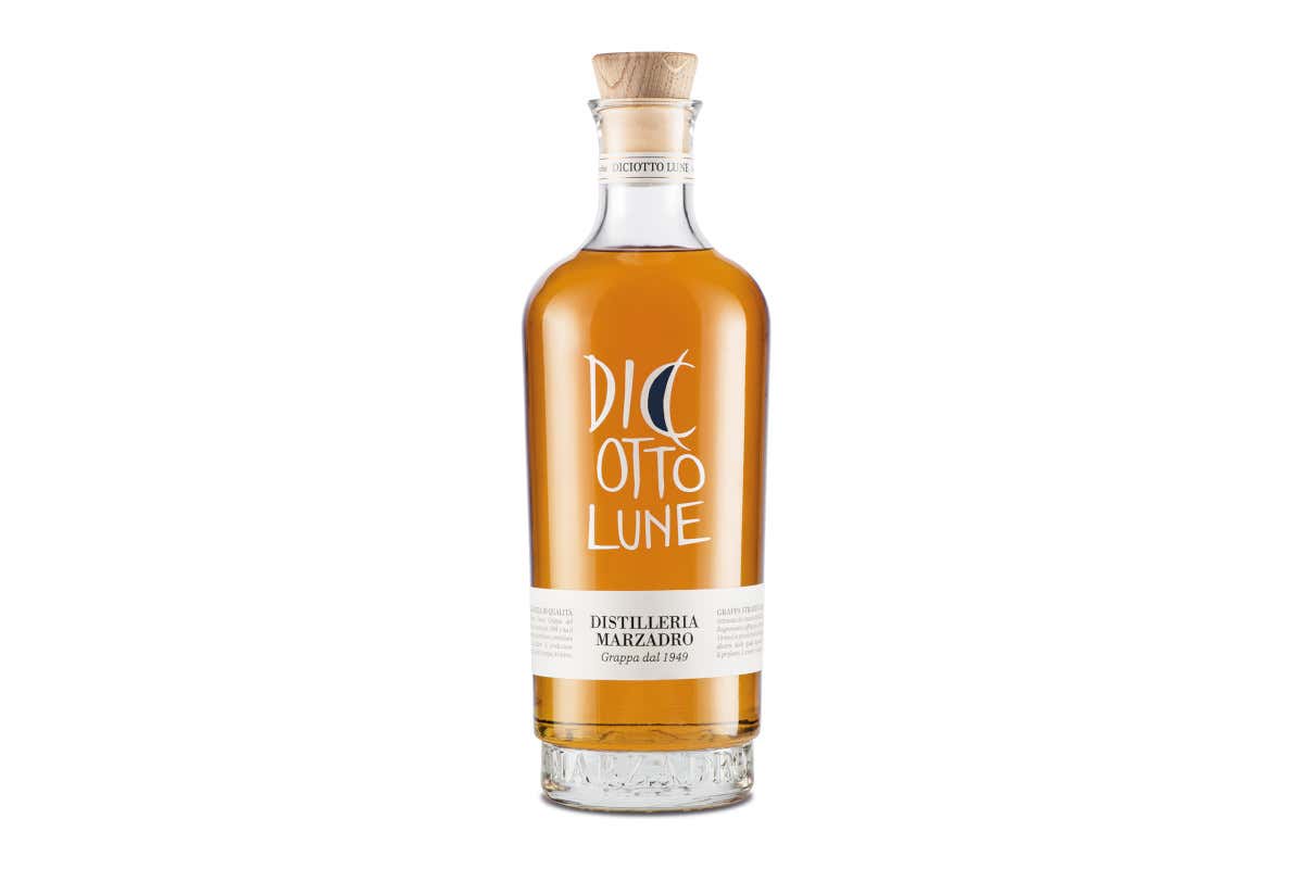 18 Lune della Distilleria Marzadro Alambicco d'Oro Anag: 80 medaglie ai distillati italiani d'eccellenza