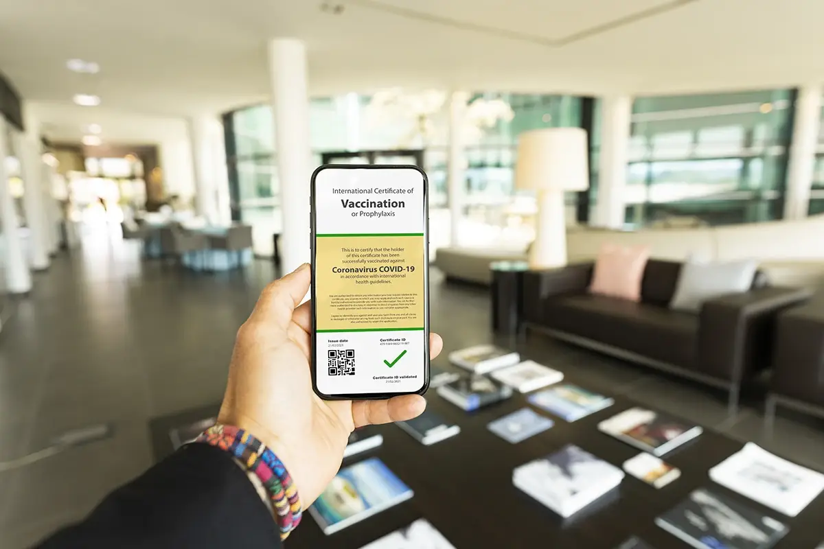 Accertata la regolarit&agrave; sul green pass da parte degli ospiti Regole anti Covid nelle strutture turistiche: oltre 300 violazioni