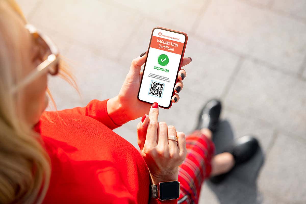 No alla sospensione per i lavoratori senza pass Lavoratore senza green pass? Niente stipendio, ma non sarà sospeso. Le scelte del Governo No alla sospensione per i lavoratori senza pass Lavoratore senza green pass? Niente stipendio, ma non sarà sospeso. Le scelte del Governo