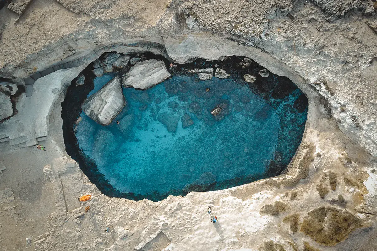 La grotta della poesia Salento, il Sud da vivere tra &ldquo;lu sule, lu mare, lu jentu&rdquo;