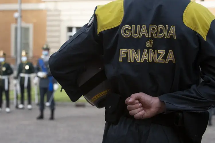 Tirocinanti dal posto dei dipendenti: 1,6 milioni di multa per un hotel
