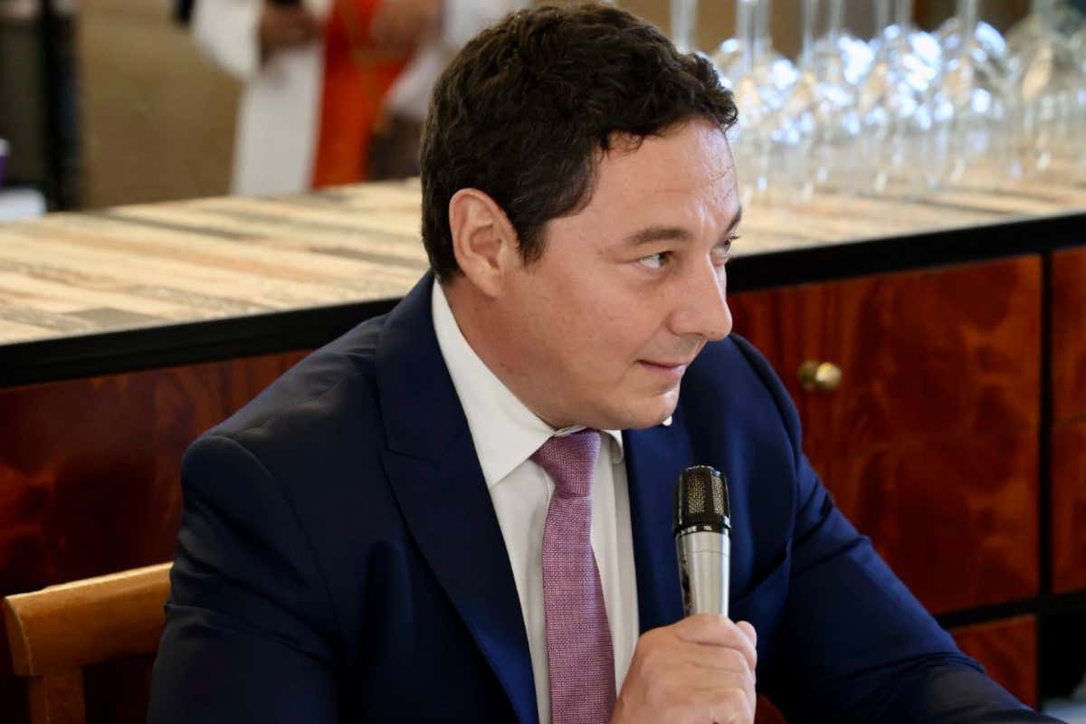Caffè, hotel e ristoranti leggendari: il nuovo viaggio tra i locali storici d'Italia