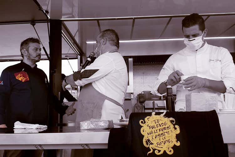 Gregor Naloni, Andrea De Carolis e German Scalmazzi Tra cibo e arte, con Gustaporto al via gli eventi post covid