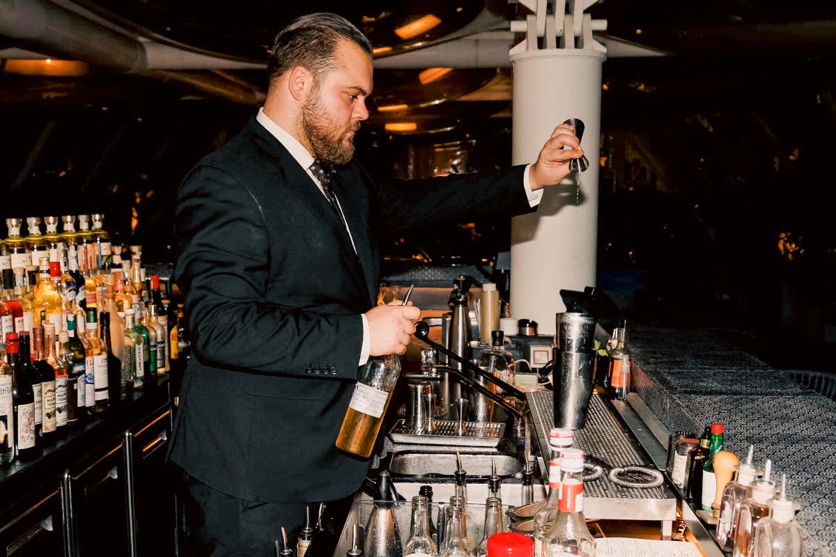 Pompei dall’alto: cucina, cocktail e panorama nel rooftop di Habita79