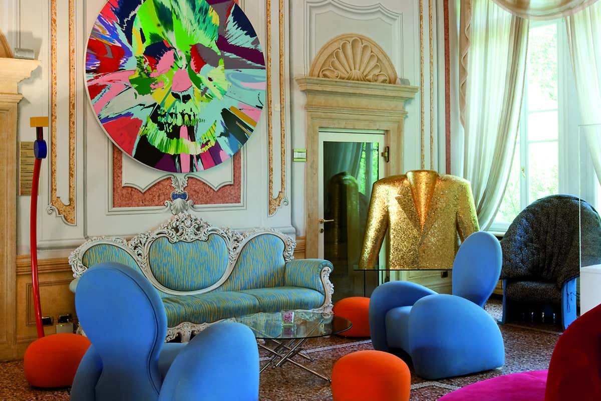 La hall. Foto: Gianni Basso Vegamg Hotel o galleria d&rsquo;arte contemporanea? No, Byblos Art Hotel Villa Amist&agrave;