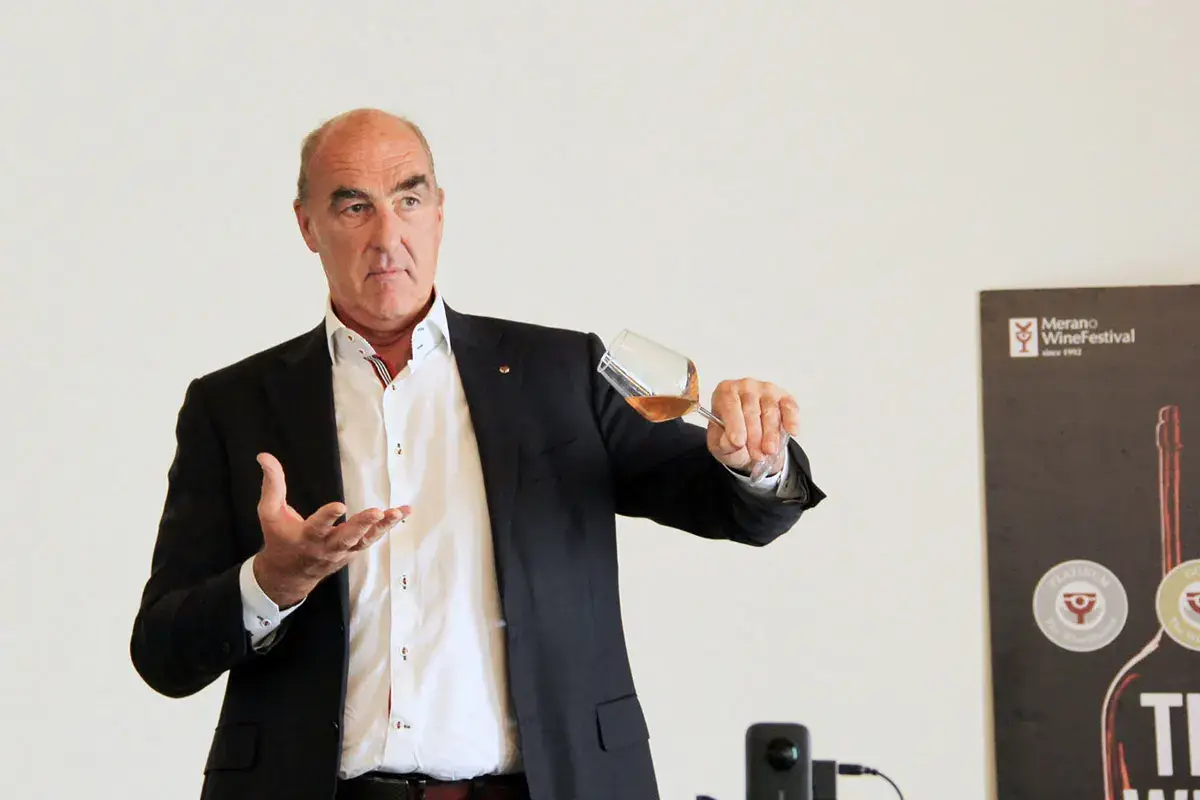 Helmuth K&ouml;cher &pound;$I Maestri raccontano...$&pound; L&rsquo;eccellenza &egrave; un&rsquo;attitudine... da condividere