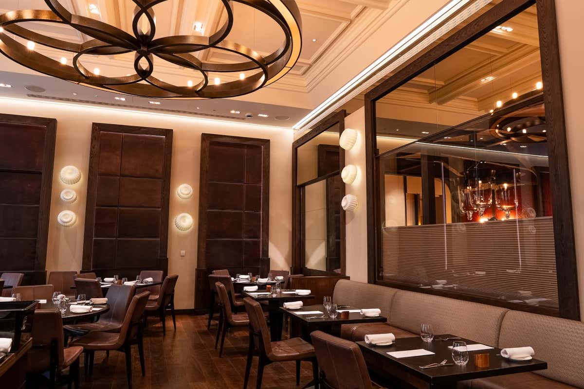 Londra perde Dinner: Heston Blumenthal annuncia la chiusura nel 2027