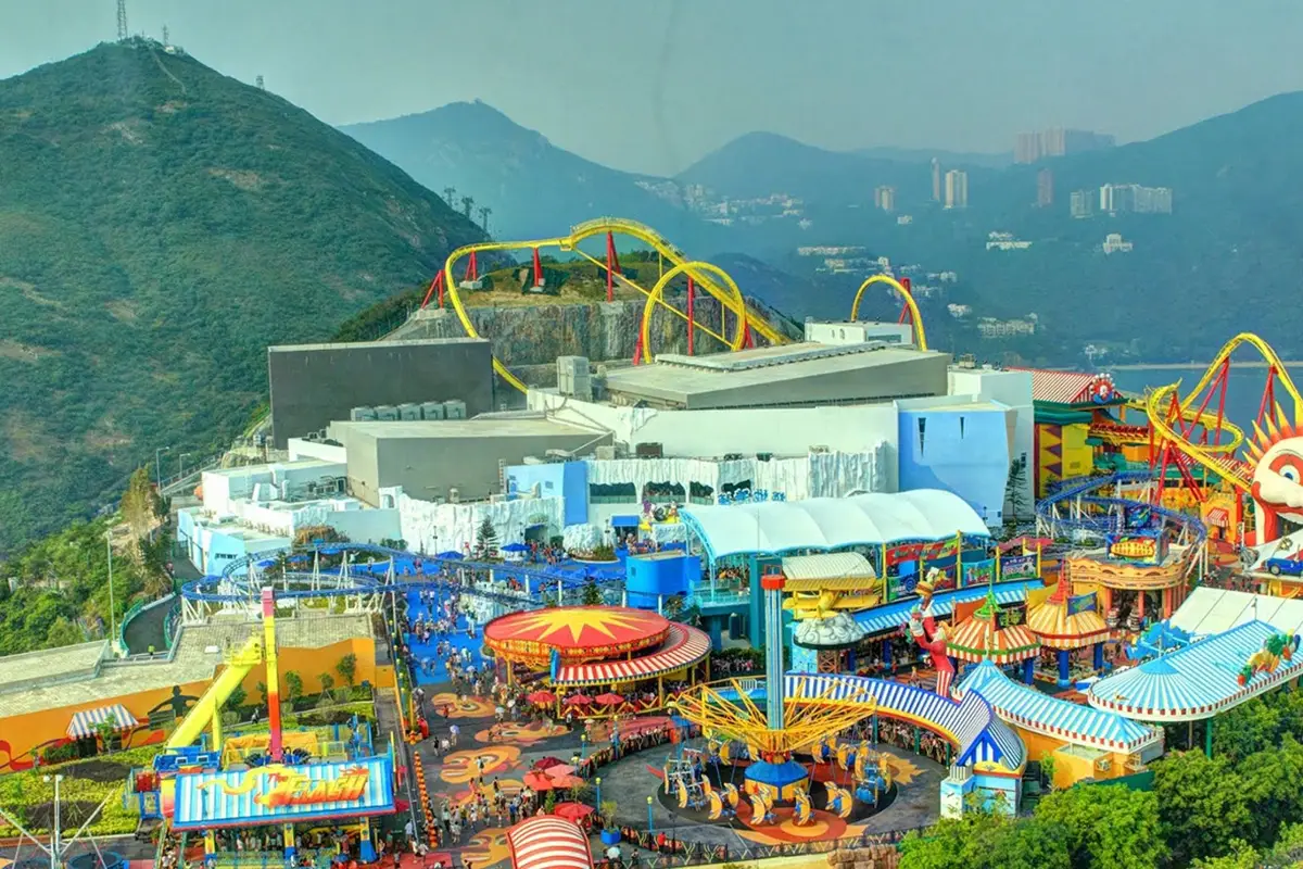 Ocean Park. Fonte: befreetour.com Hong Kong, apre un gigantesco parco acquatico