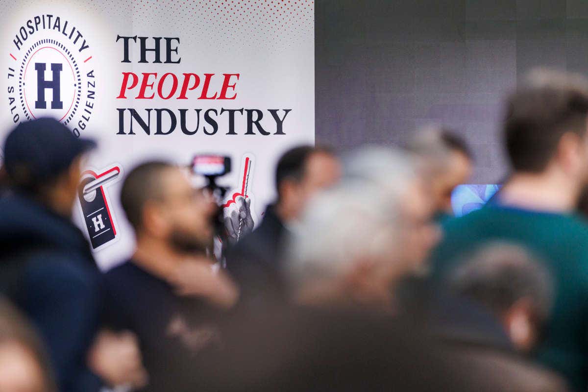 Accoglienza: la rivoluzione AI è in corso, ma il valore umano è insostituibile