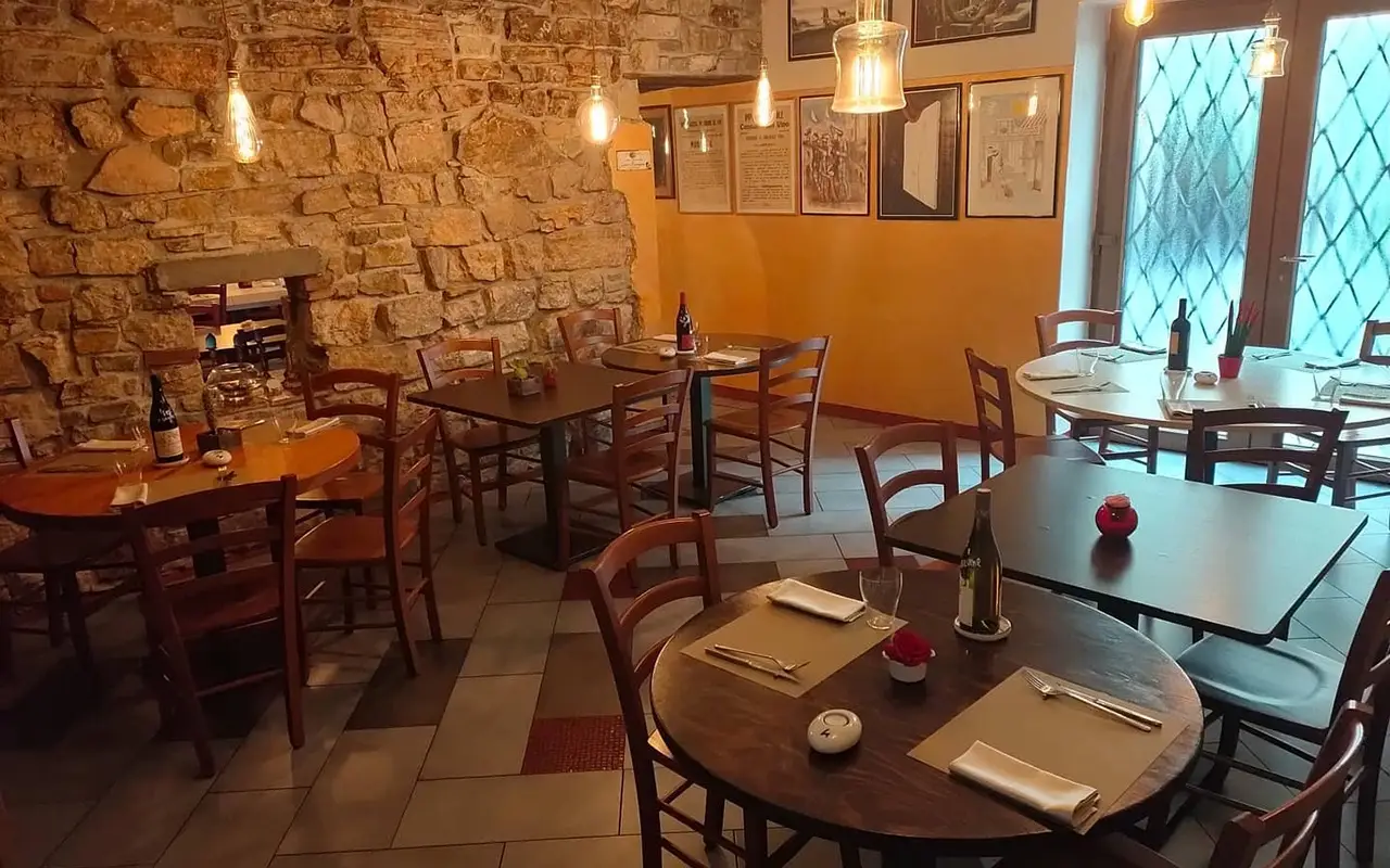 &Egrave; gestita dal 1860 dalla famiglia Berzi Hosteria Del Vapore, veri osti dal 1860