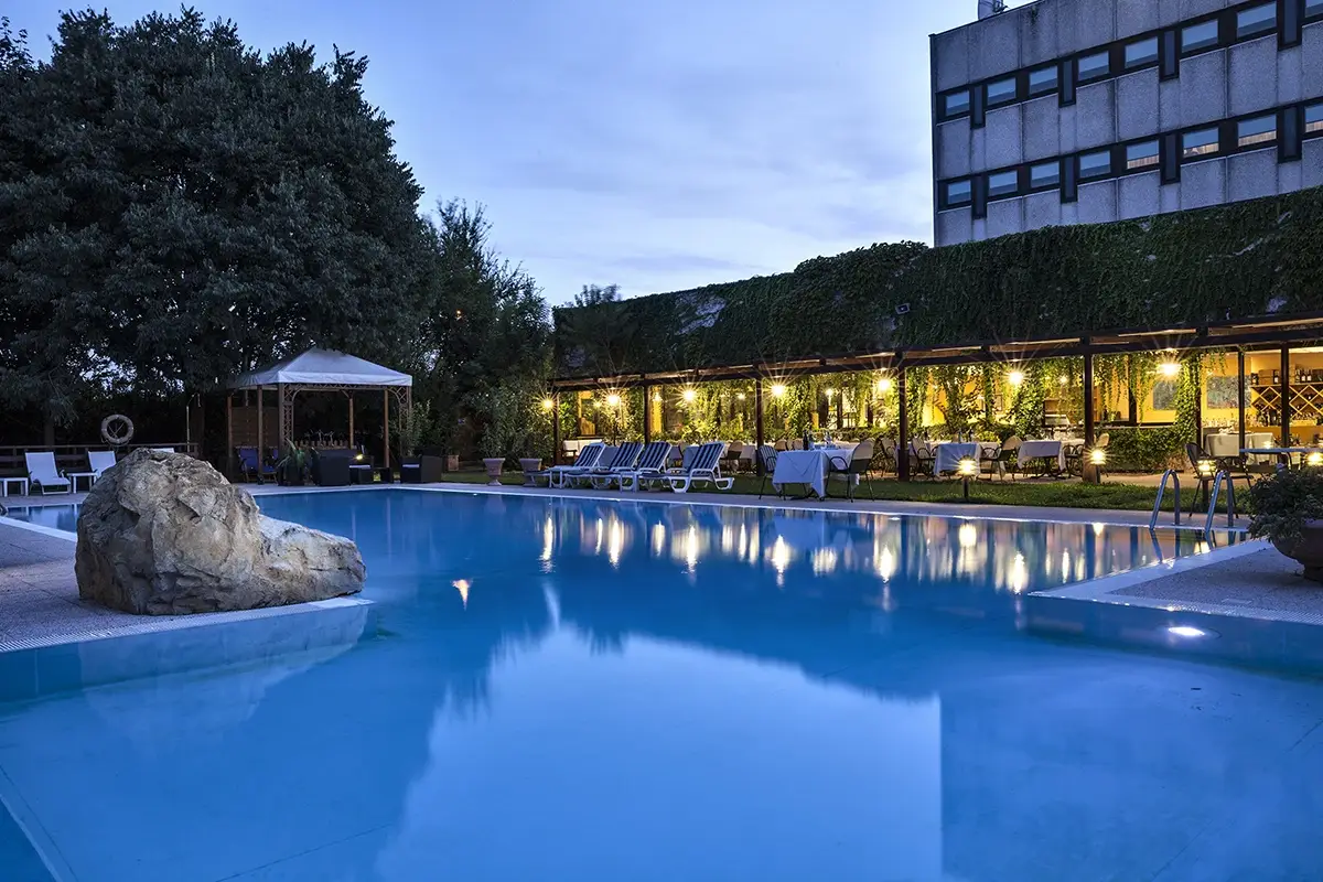 Location ideale sia per i turisti sia per uomini d&rsquo;affari Tappa a Verona? All&rsquo;Hotel Saccardi tra benessere e cibo tipico