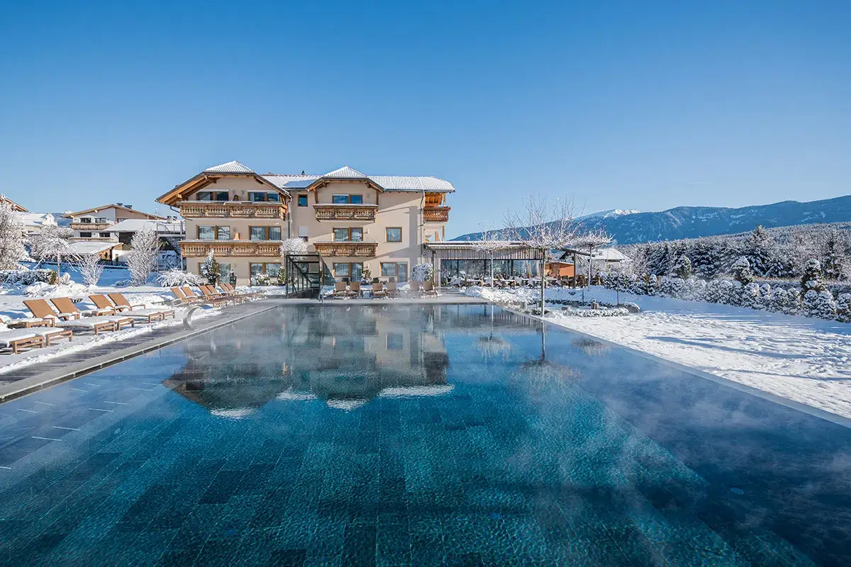Hotel Sonnenhof (foto: Harald Wisthaler) Con l&rsquo;offerta &ldquo;Winter Special&rdquo;, una notte gratuita a Plan de Corones