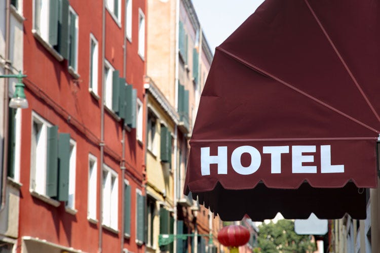 A Venezia i prezzi negli hotel sono calati del 22% - Il covid taglia i prezzi delle camere A Venezia si spende il 22% in meno