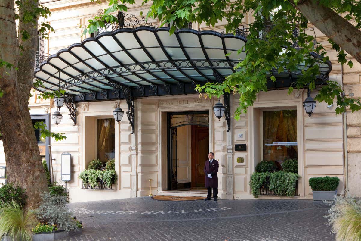 L'esterno del Baglioni Hotel Regina di Roma
