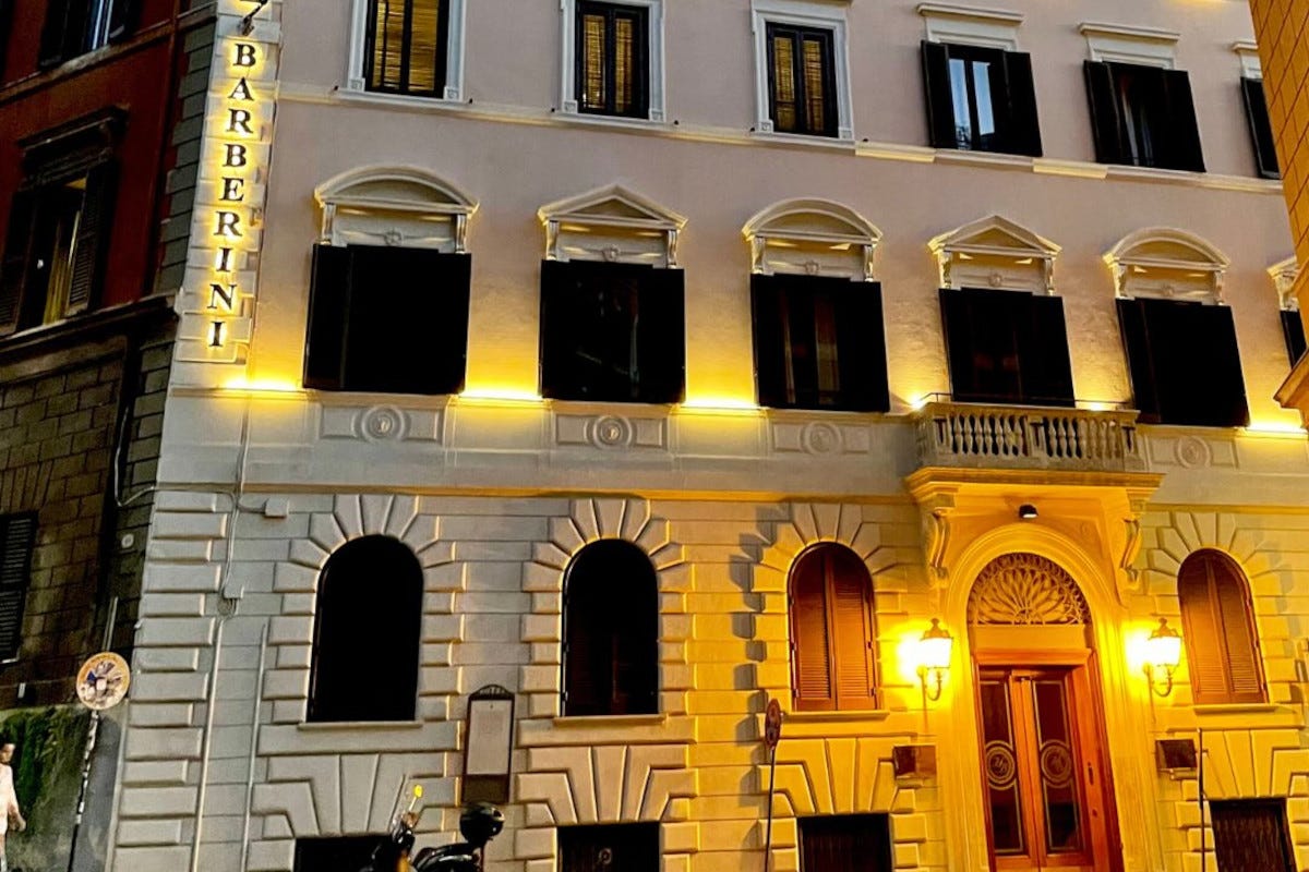 Esalazioni tossiche dalla spa: evacuato l'hotel Barberini a Roma