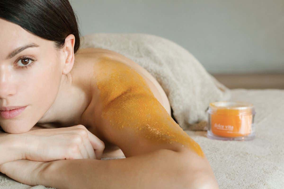 Dalla terra alla bellezza: l'innovazione dei cosmetici sostenibili negli hotel