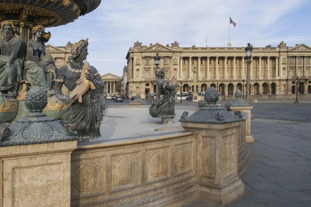 L'Hotel de la Marine&nbsp; Parigi in fiore: viaggio tra musei, arte e gourmandises