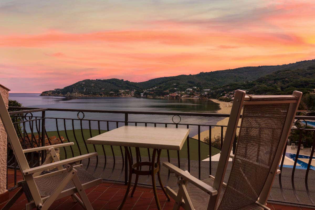 Dieci esperienze imperdibili sull’Isola d’Elba tra immersioni, balene e miniere