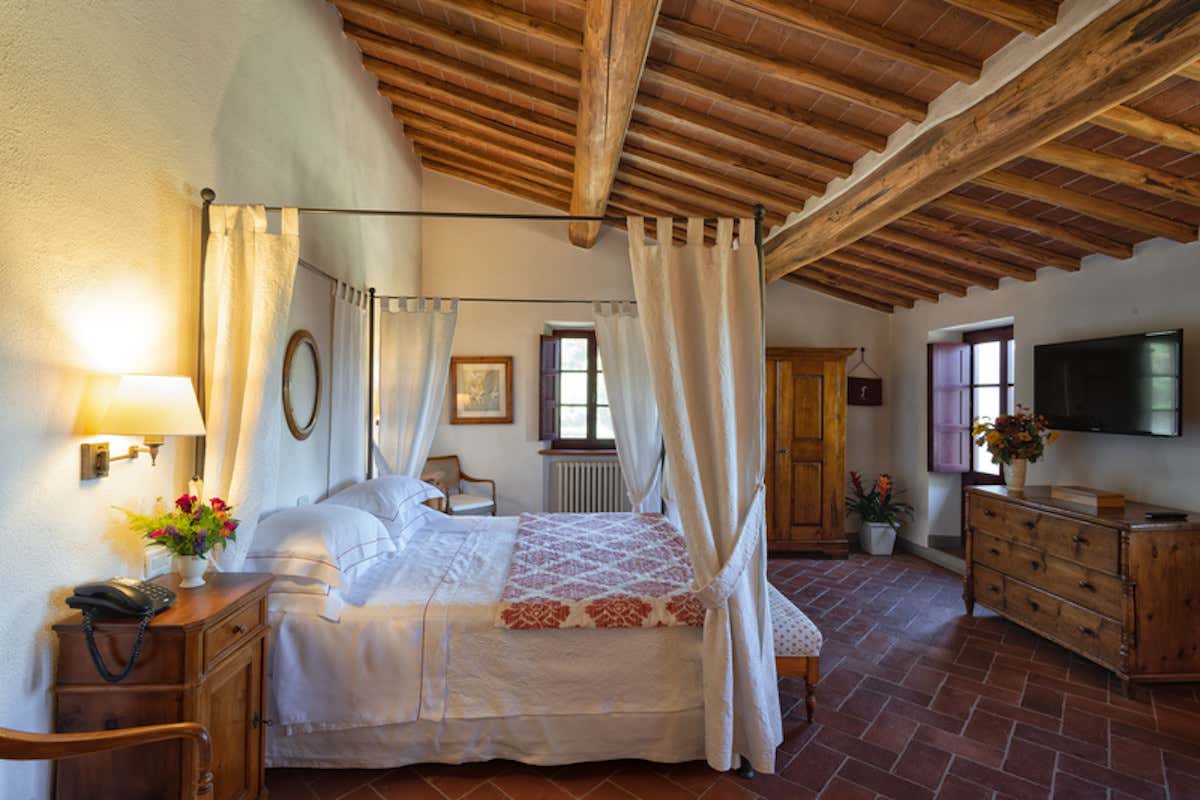 Tra le colline senesi due hotel cinque stelle simbolo della sontuosità toscana