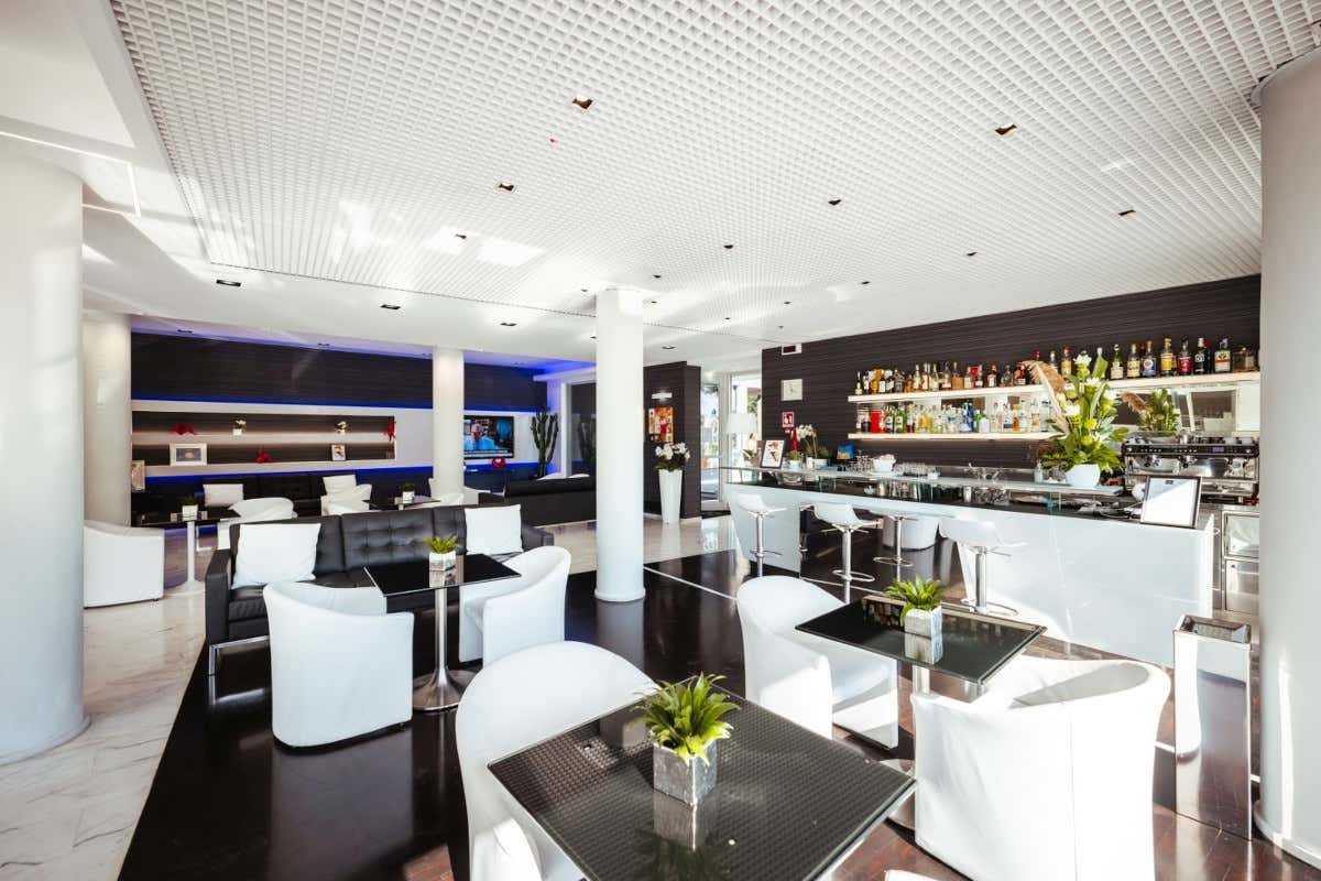 Un angolo di pace tra mare e colline? È l'Hotel Raffaello di Senigallia