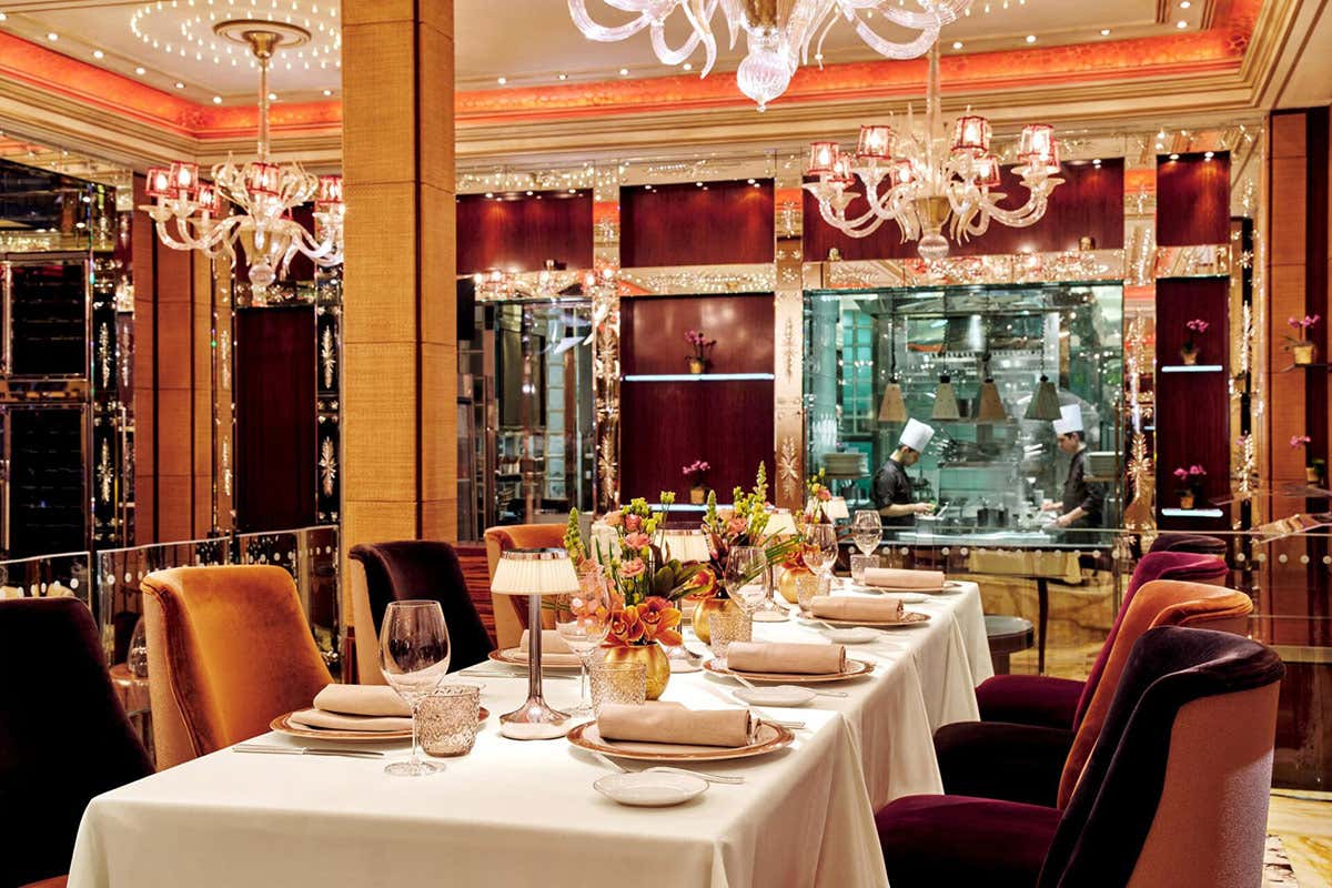 La sala dell'Acanto dell’Hotel Principe di Savoia (Dorchester Collection)