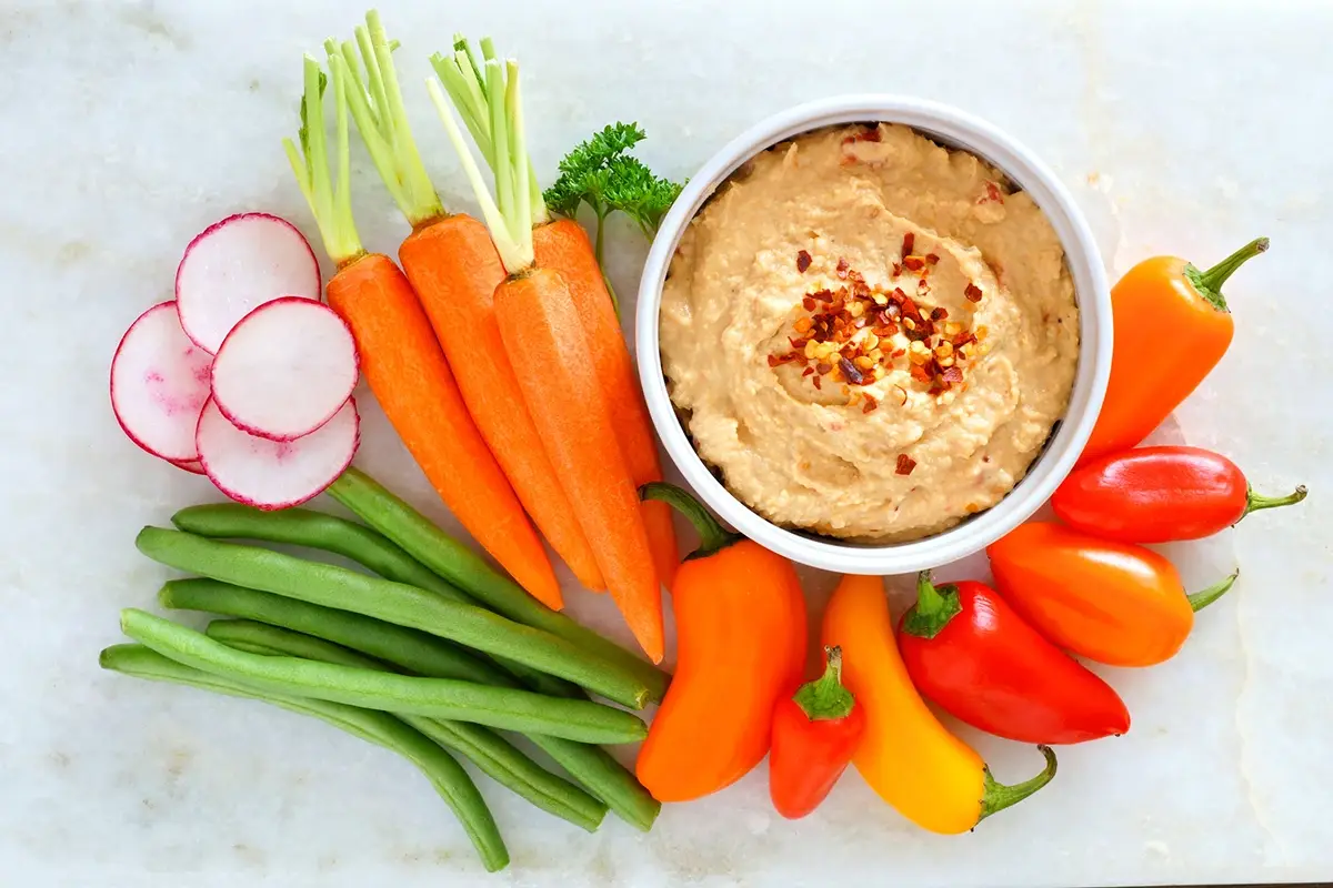 L&rsquo;hummus fresco &egrave; un ottimo prodotto Spuntino sano e nutrente? I consigli del dietista