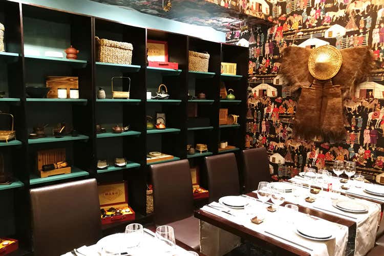 La sala del ristorante - Huobi Mercato Orientale Il tempio romano dei sapori asiatici