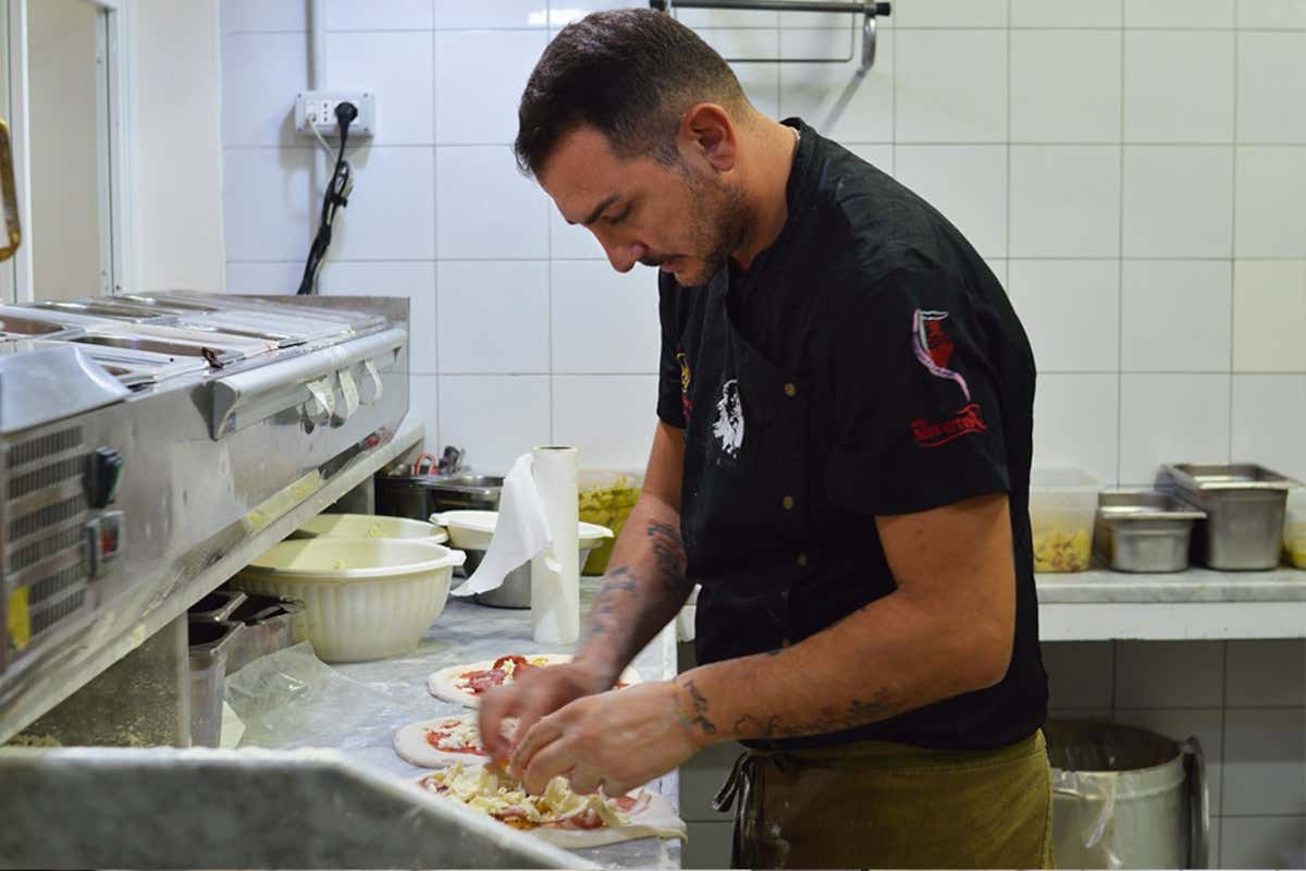 Il pizzaiolo Sasà Martucci