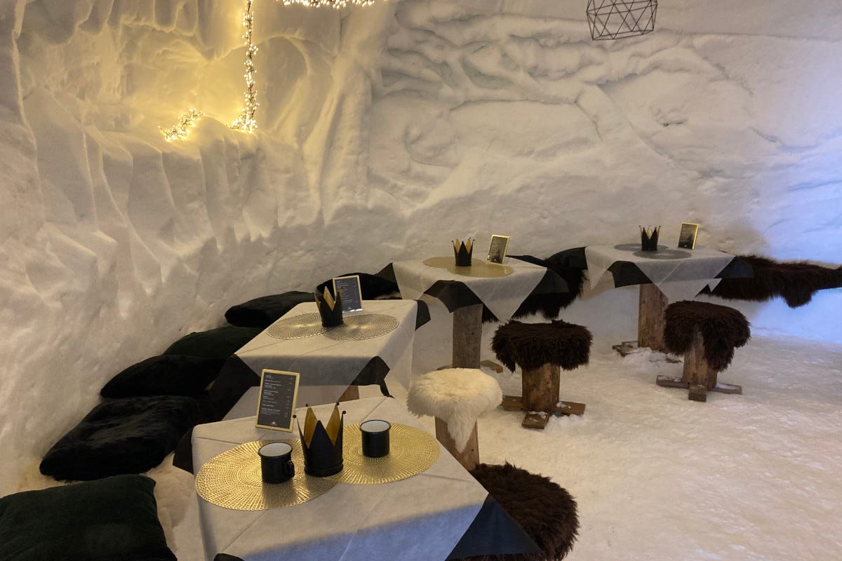 Al  Mountainigloo Kreativ si può anche cenare Dormire in un igloo? In Valle Aurina puoi farlo