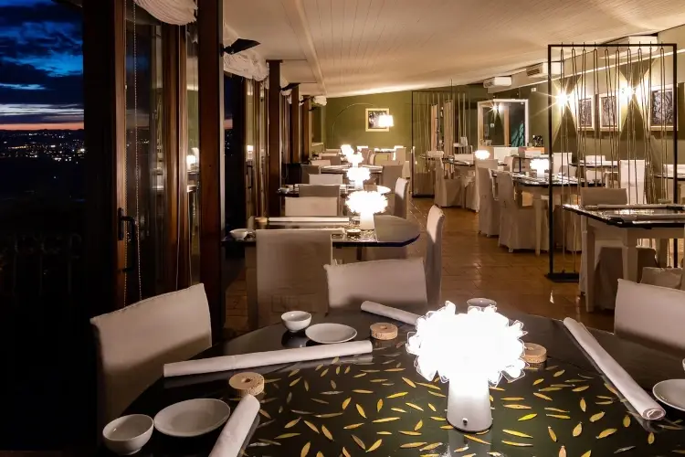 L'interno de Il Frantoio di Assisi Il Frantoio &egrave; il Miglior ristorante dell&rsquo;olio 2022