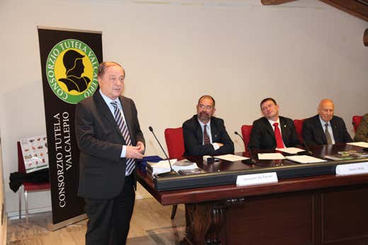 da sinistra: il-sindaco-di-Bergamo Tentorio, De Ferrari, Enrico Rota, Grumelli e Pedrocca da sinistra: il-sindaco-di-Bergamo Tentorio, De Ferrari, Enrico Rota, Grumelli e Pedrocca