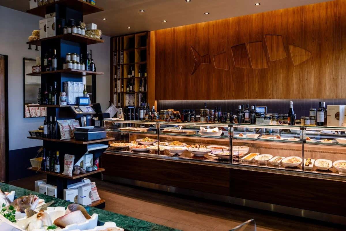 Il Pescatorio, un tuffo nel gusto del mare con il nuovo format all day long Il Pescatorio, un tuffo nel gusto del mare con il nuovo format all day long