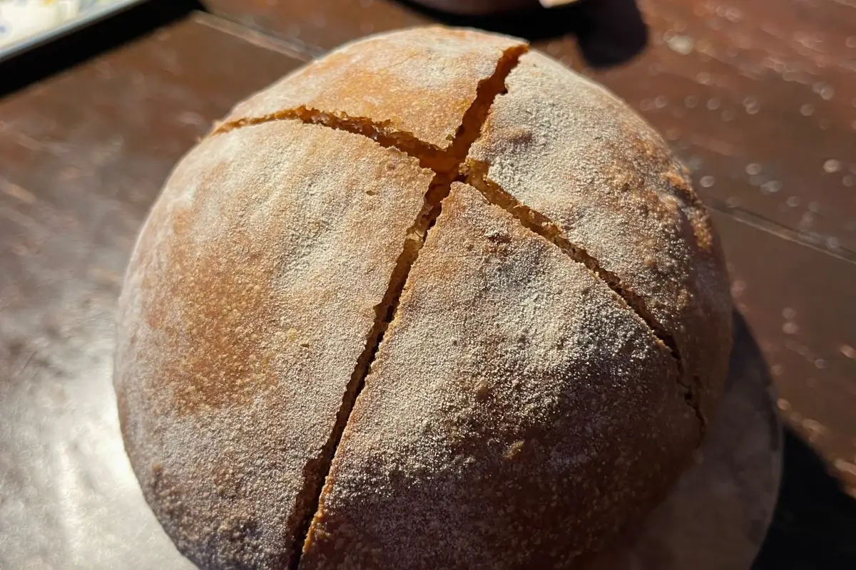 Il pane ai 5 cereali Istintivo, giocoso, creativo: il nuovo menu de Il Tiglio di Montemonaco