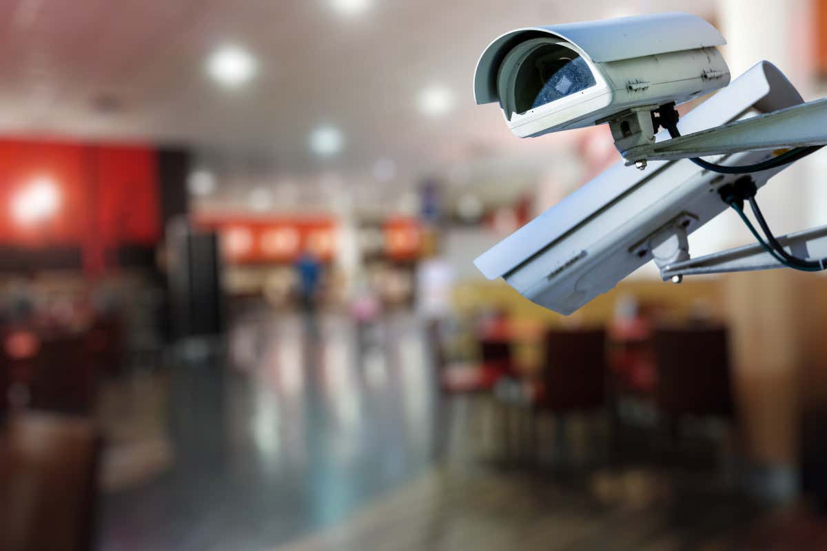 Furti e abusivismo costano 39 miliardi di euro a bar, ristoranti e negozi Furti e abusivismo costano 39 miliardi di euro a bar, ristoranti e negozi