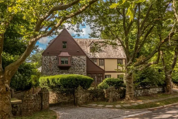 Vacanze da cinefili? La casa de Il Padrino &egrave; ora su Airbnb