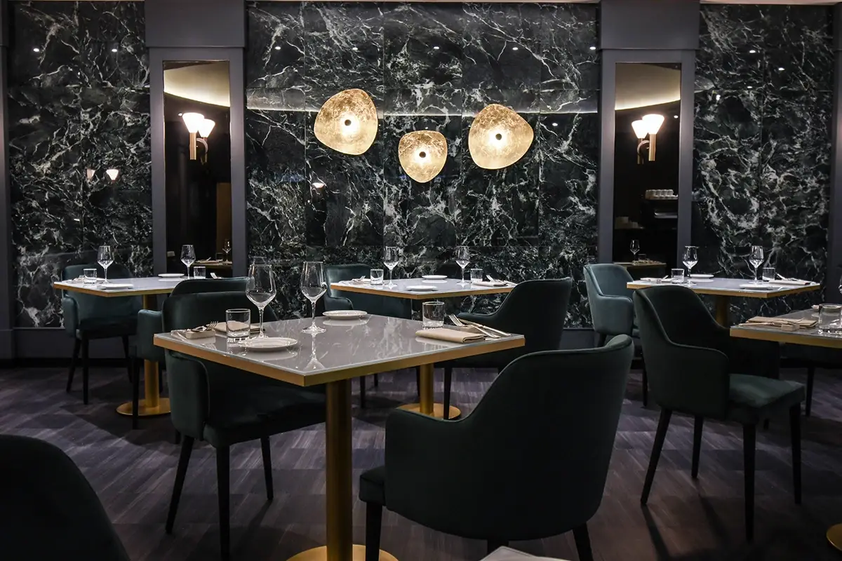 Il Vizio Milano. Foto: Benedetta Bassanelli Il Vizio a Milano? Non dover scegliere tra sushi e piatti italiani!